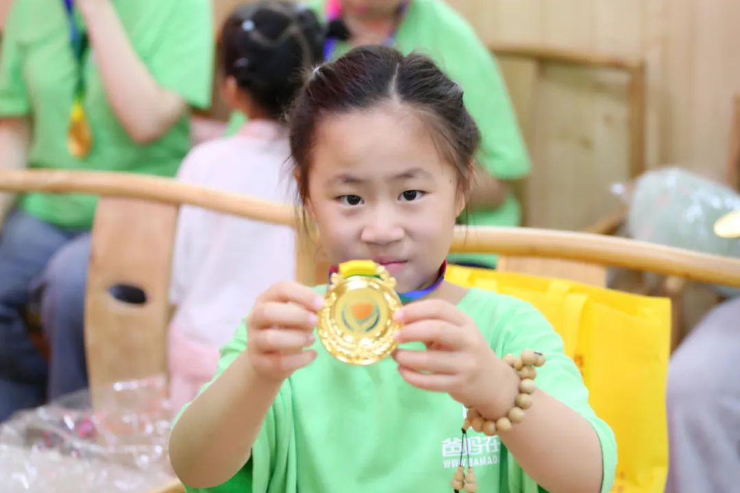 沒想到，這是9歲小女孩來爸媽在線學(xué)習(xí)的收獲！