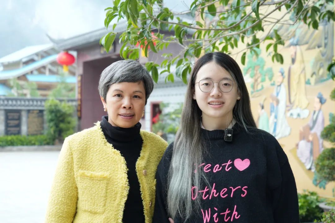 從刀刃自傷 到星辰逐夢(mèng)——心理學(xué)追夢(mèng)者的重生之旅